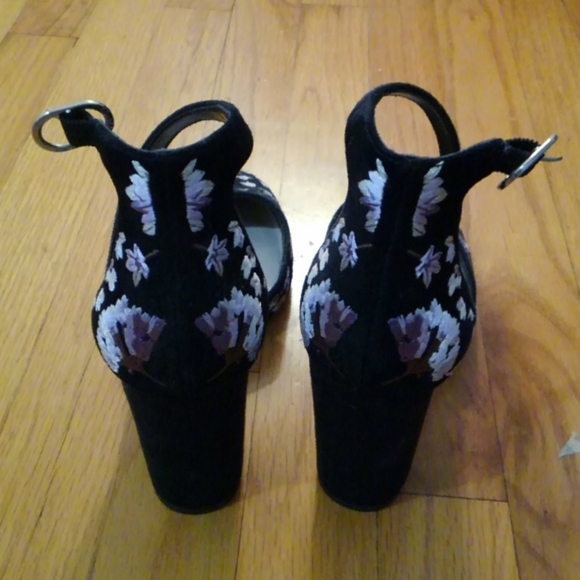 White House Black Market ankle strap heels - Picture 2 of 7